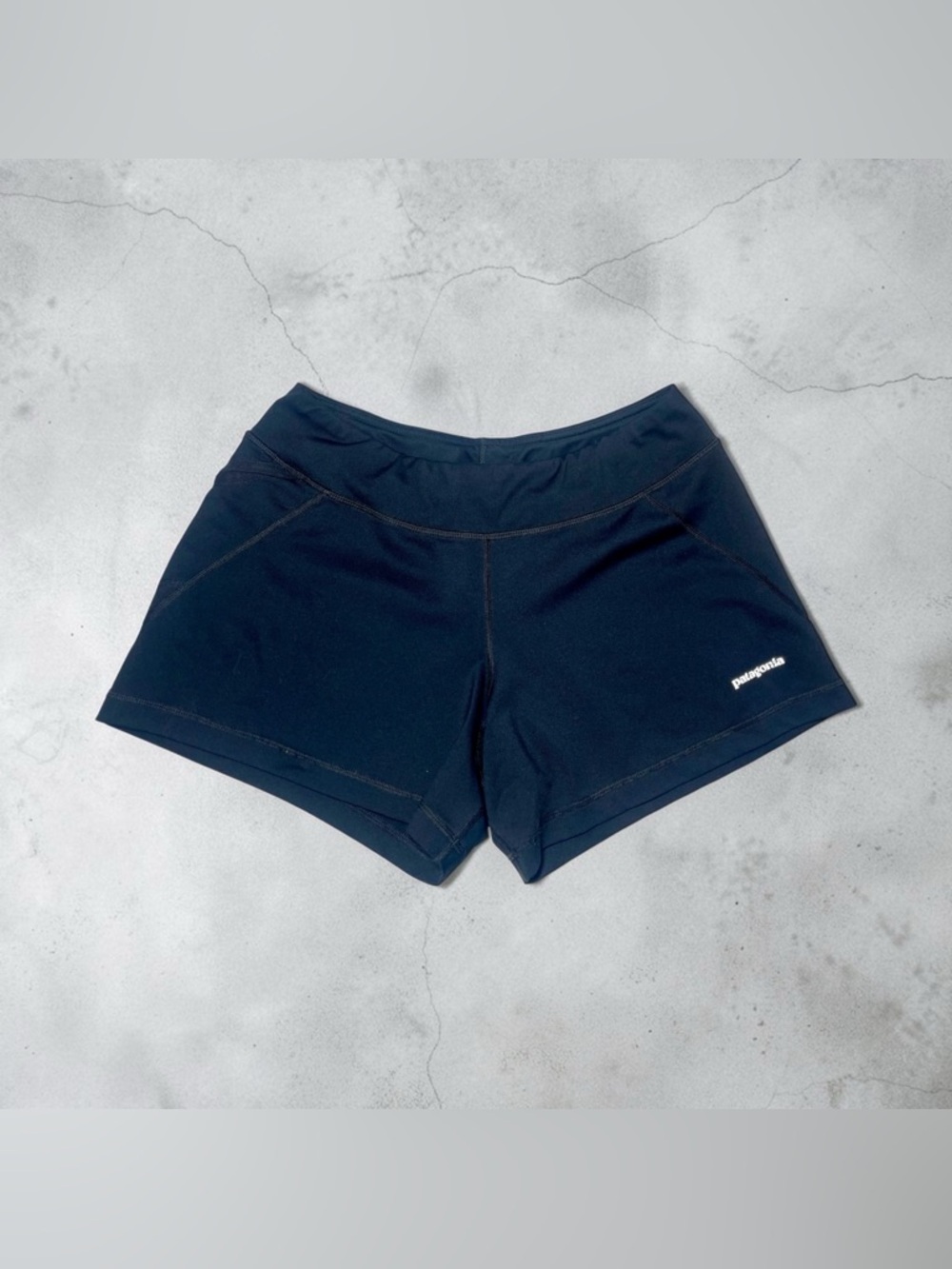 Patagonia Shorts Womens Small Black Athletic Running Stretch Polyester Spandex